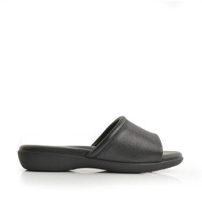 Green Cross 52333 Flat Slip-on Mule