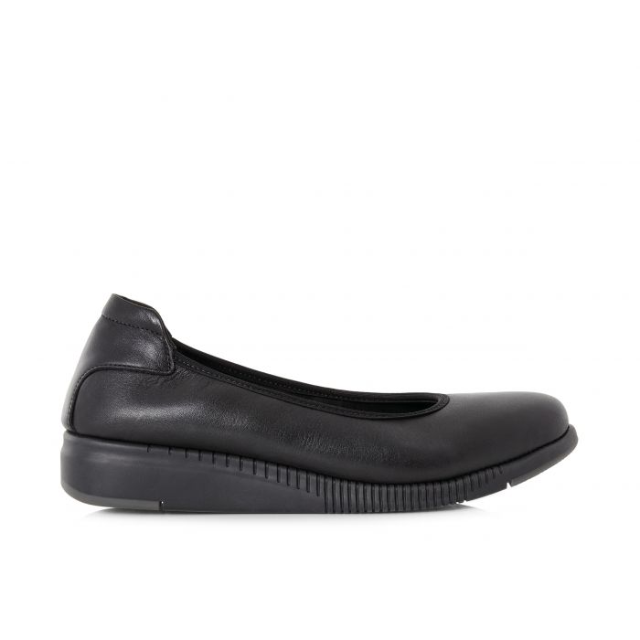Green cross shoes at dischem new arrivals