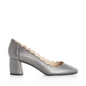 52113 High Heel Scallop Topline Court